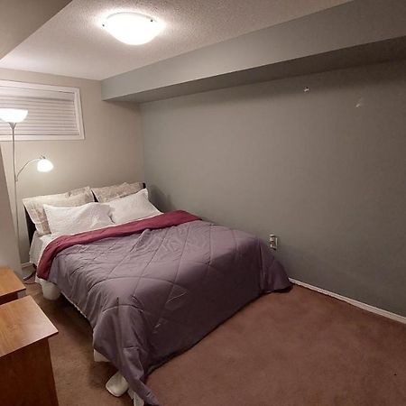 Lovely 1-Bedroom Basement Suite Winnipeg Eksteriør billede