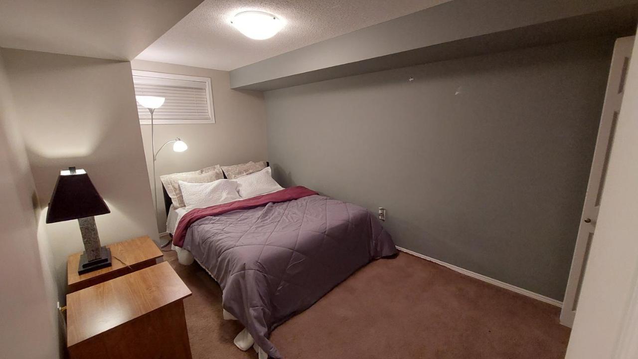 Lovely 1-Bedroom Basement Suite Winnipeg Eksteriør billede
